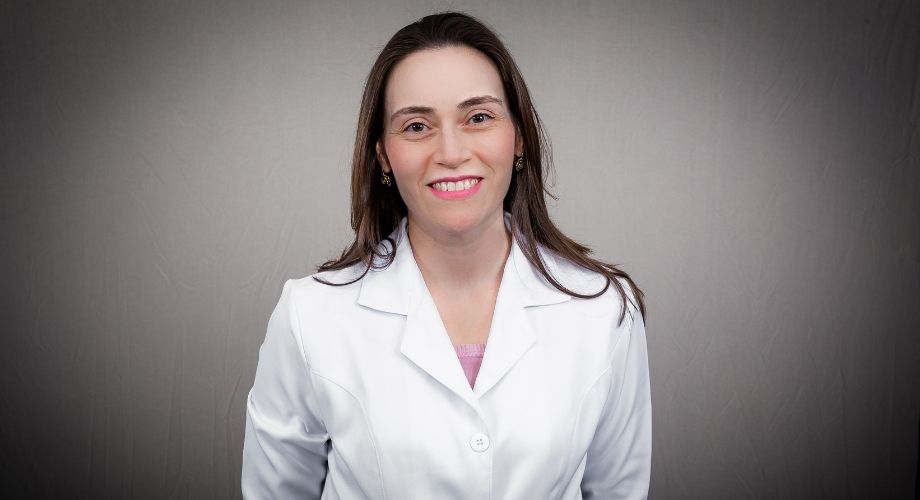 Rdio Mensagem: Dra. Mara fala sobre sintomas e tratamento do Mieloma 